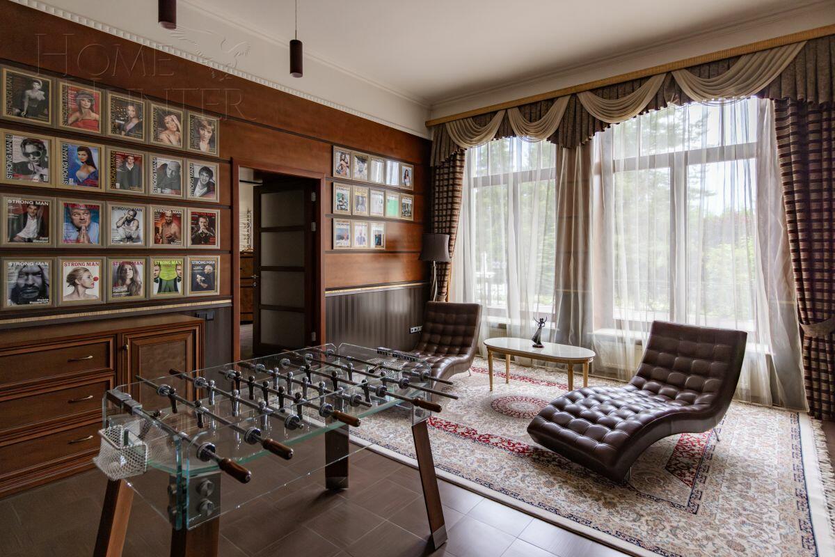 3-этажный коттедж 2 009 м² с отделкой