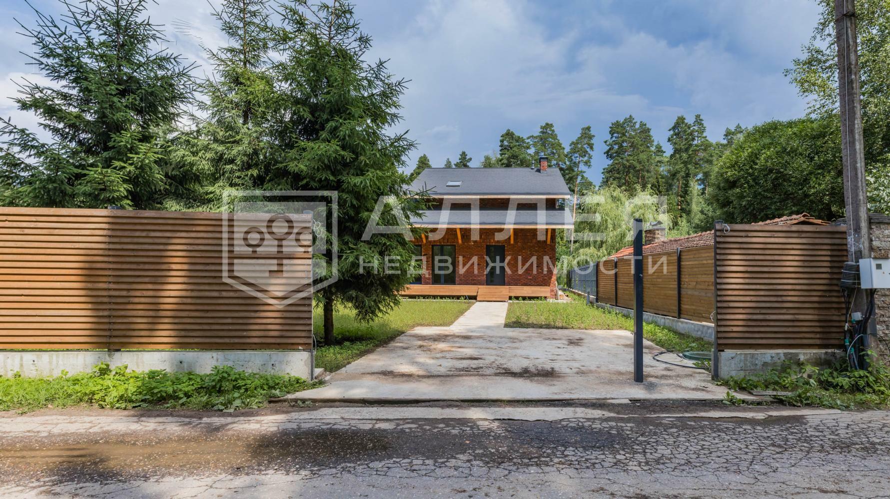 2-этажный коттедж 227 м² с отделкой