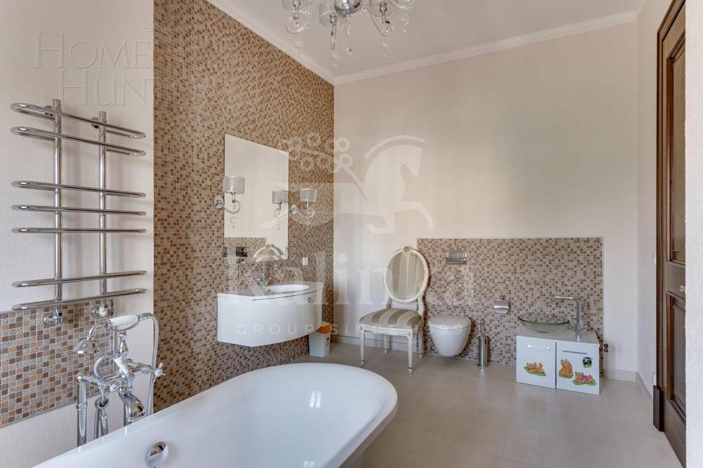 2-этажный коттедж 817 м² с отделкой