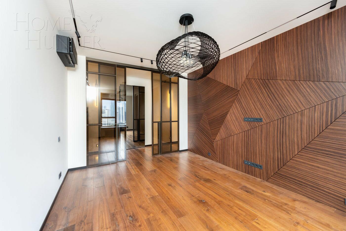 3-КОМН. КВАРТИРА С ОТДЕЛКОЙ 106.5 М² НА 24 ЭТАЖЕ