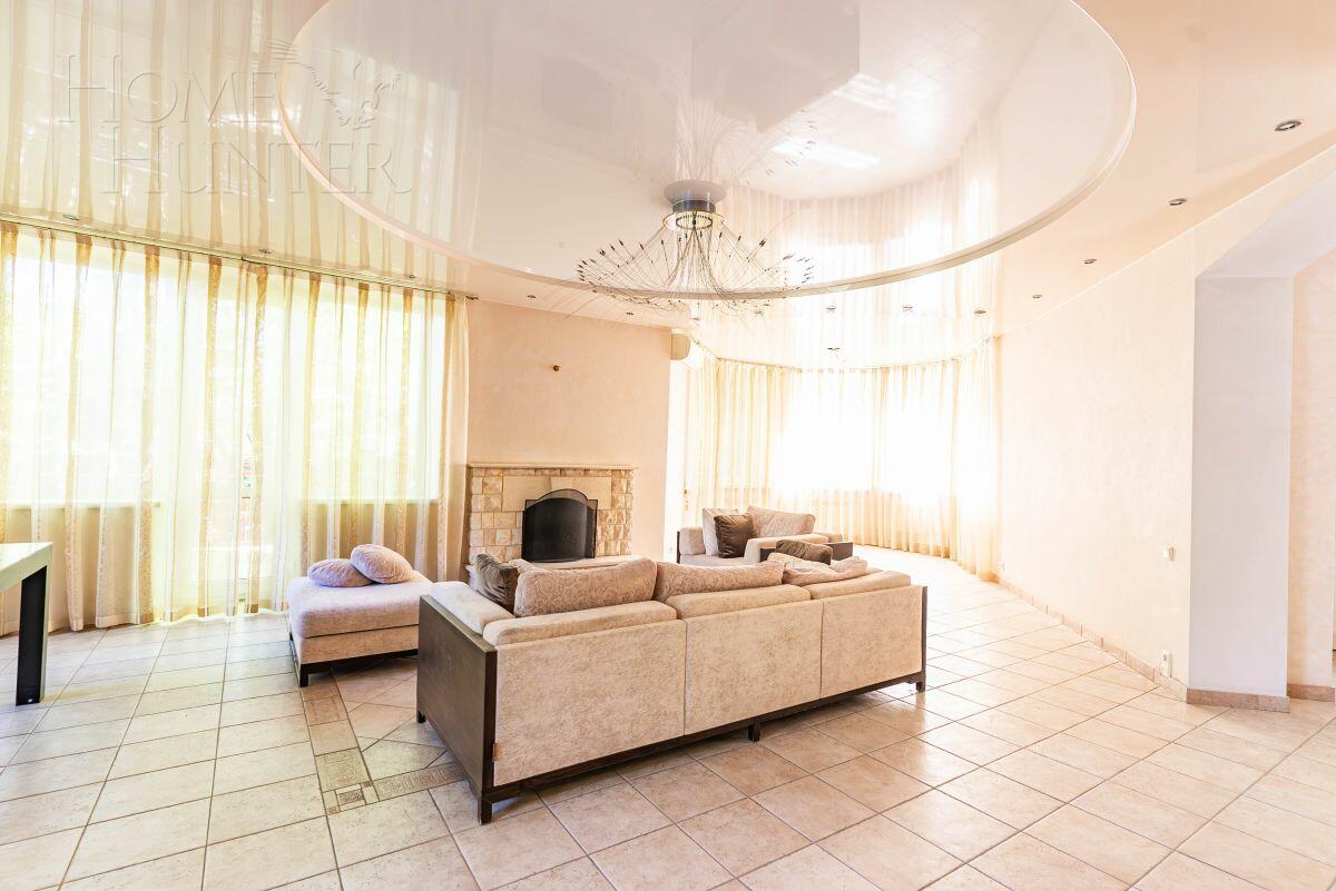 2-этажный коттедж 350 м² с отделкой