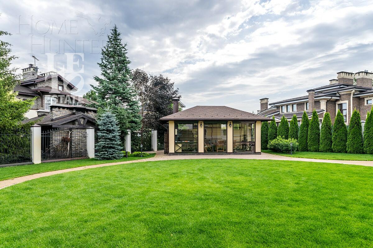 2-этажный коттедж 700 м² с отделкой