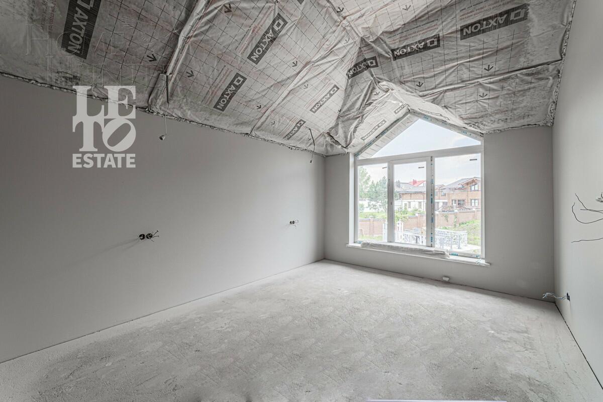 2-этажный коттедж 398.2 м² без отделки