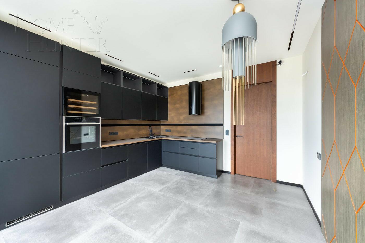 3-КОМН. КВАРТИРА С ОТДЕЛКОЙ 106.5 М² НА 24 ЭТАЖЕ