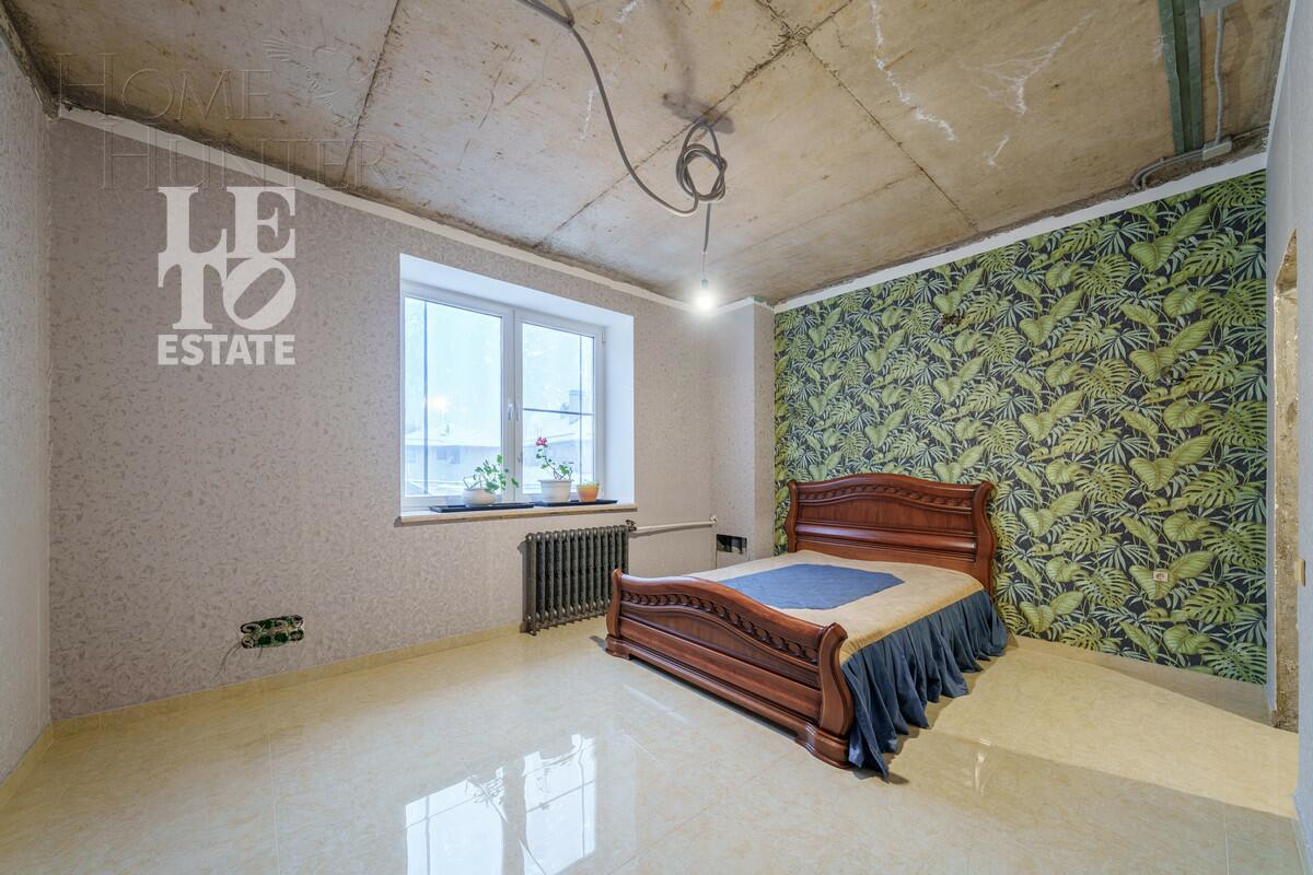 2-этажный коттедж 300.2 м² без отделки