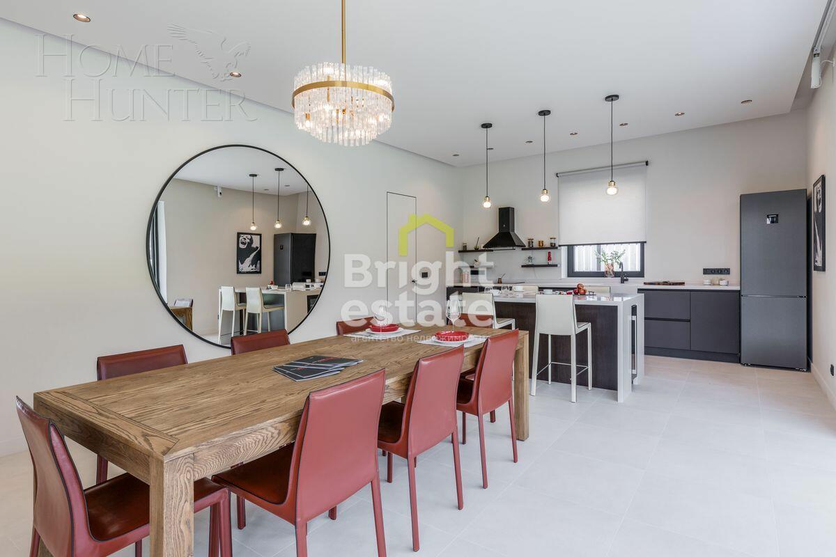 2-этажный коттедж 427 м² с отделкой