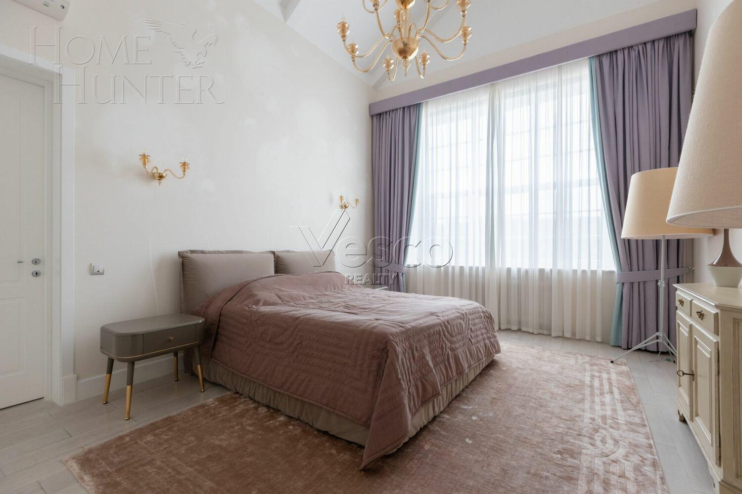 1-этажный коттедж 712 м² с отделкой