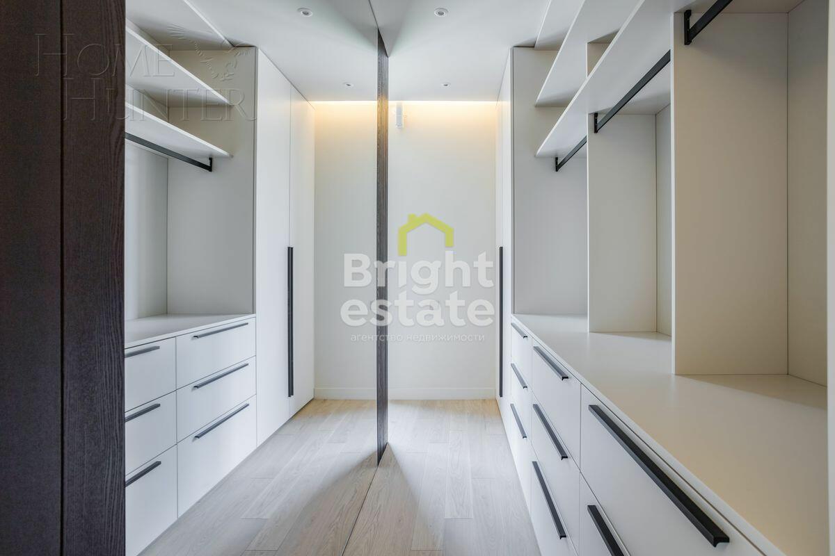 2-этажный коттедж 427 м² с отделкой