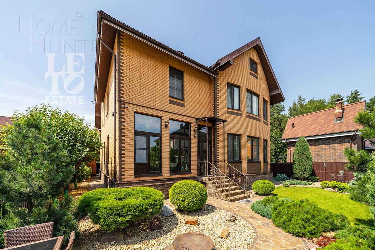 2-этажный коттедж 500 м² с отделкой