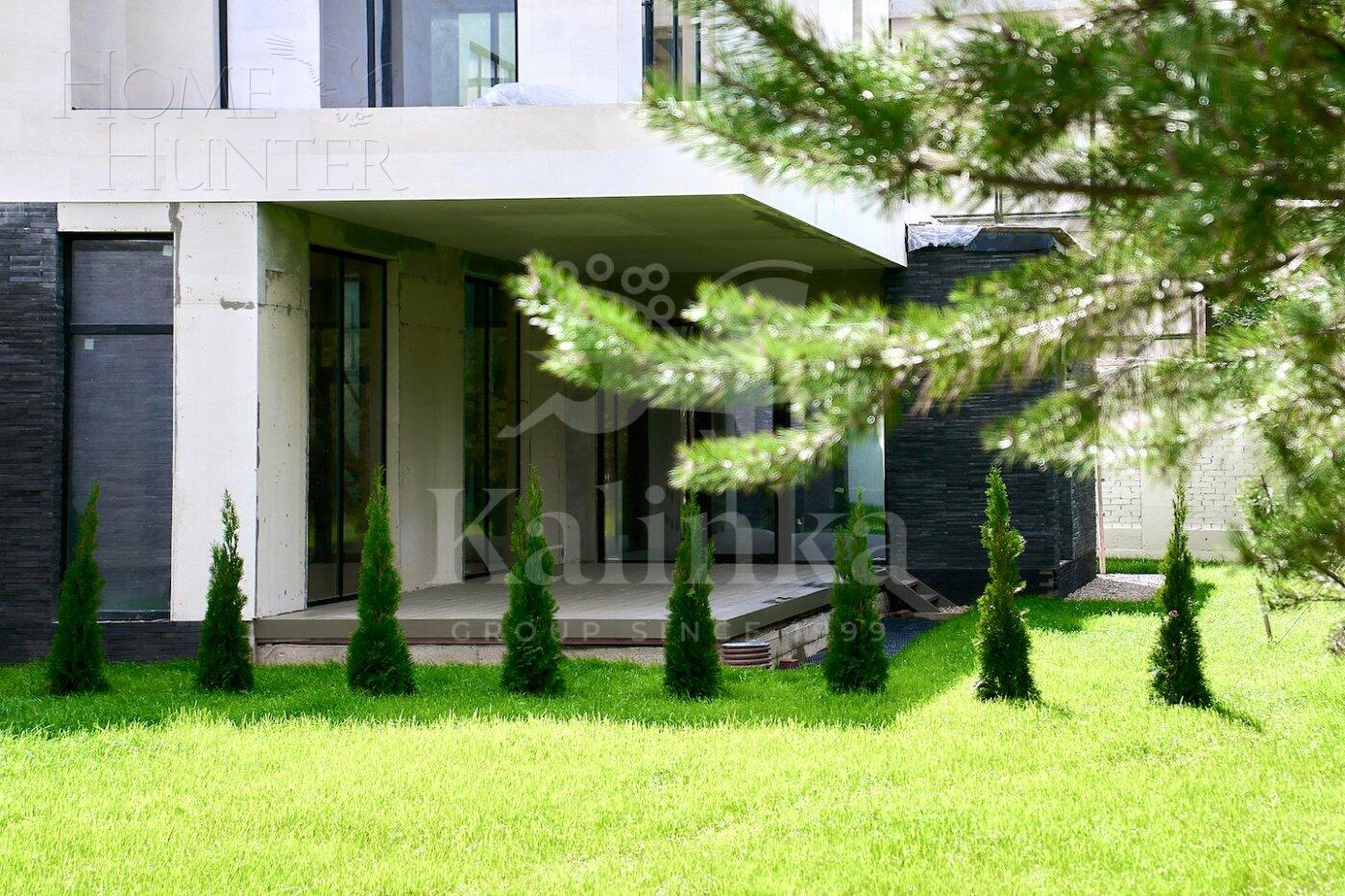 2-этажный коттедж 393.85 м² без отделки