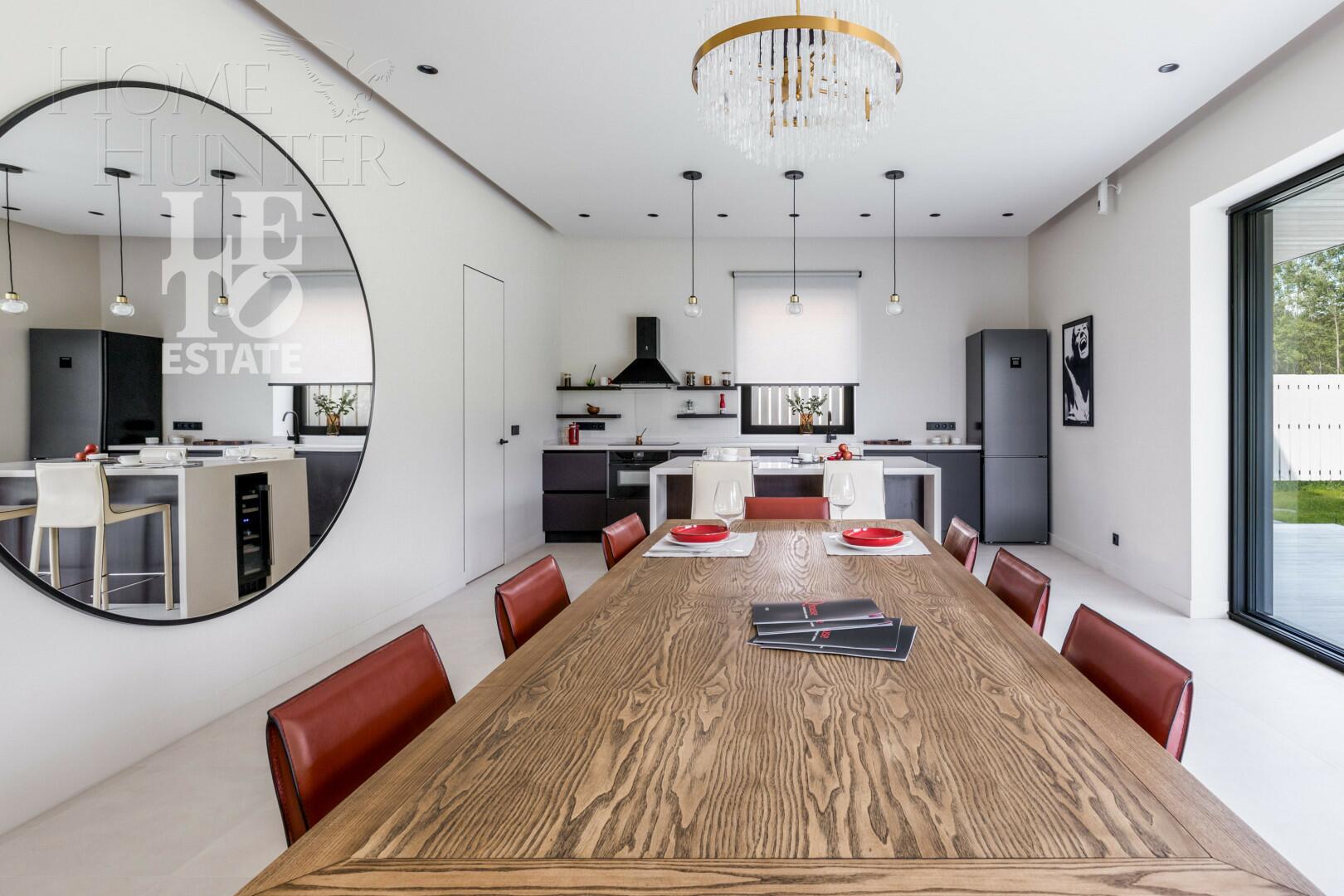 2-этажный коттедж 427 м² с отделкой