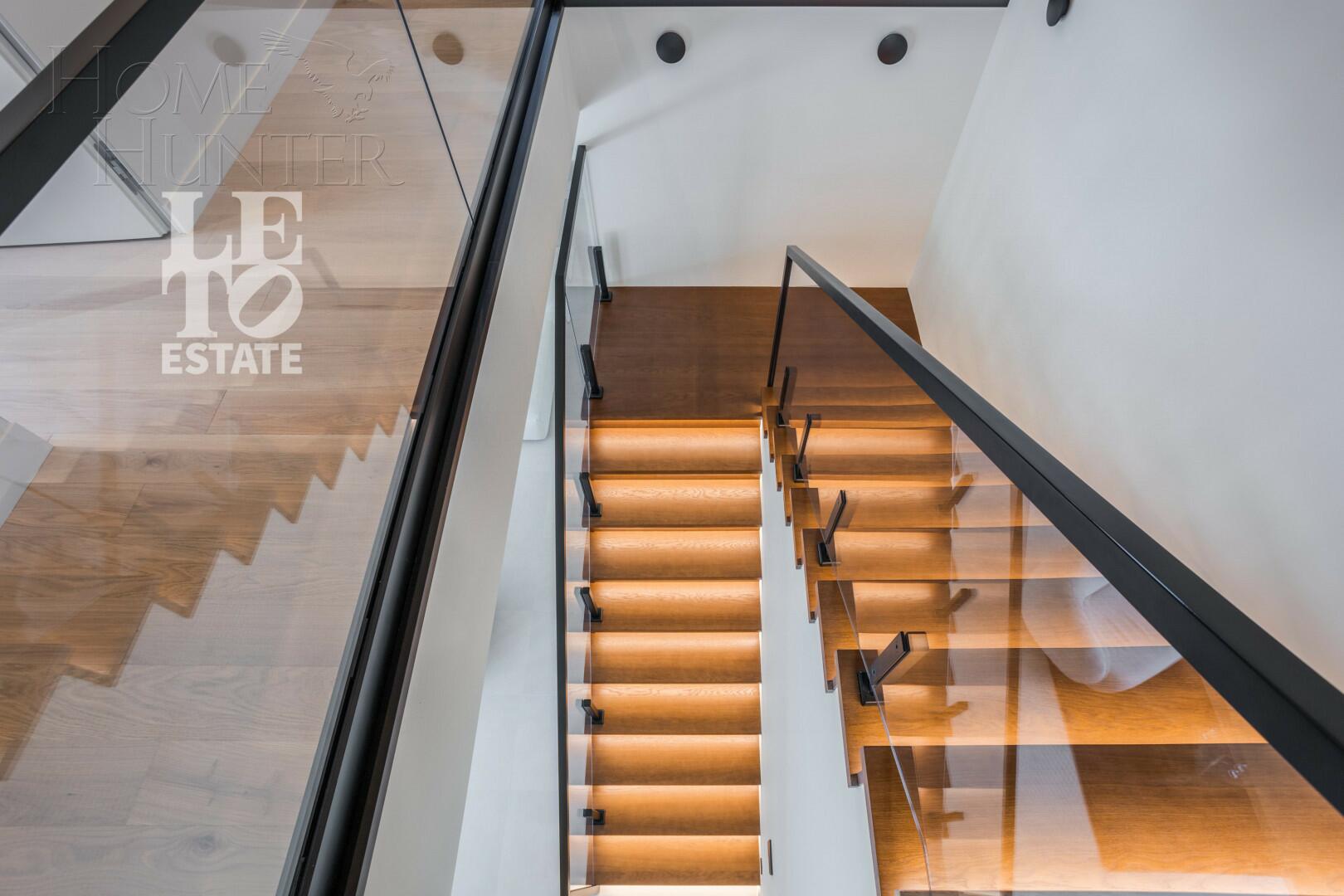 2-этажный коттедж 427 м² с отделкой