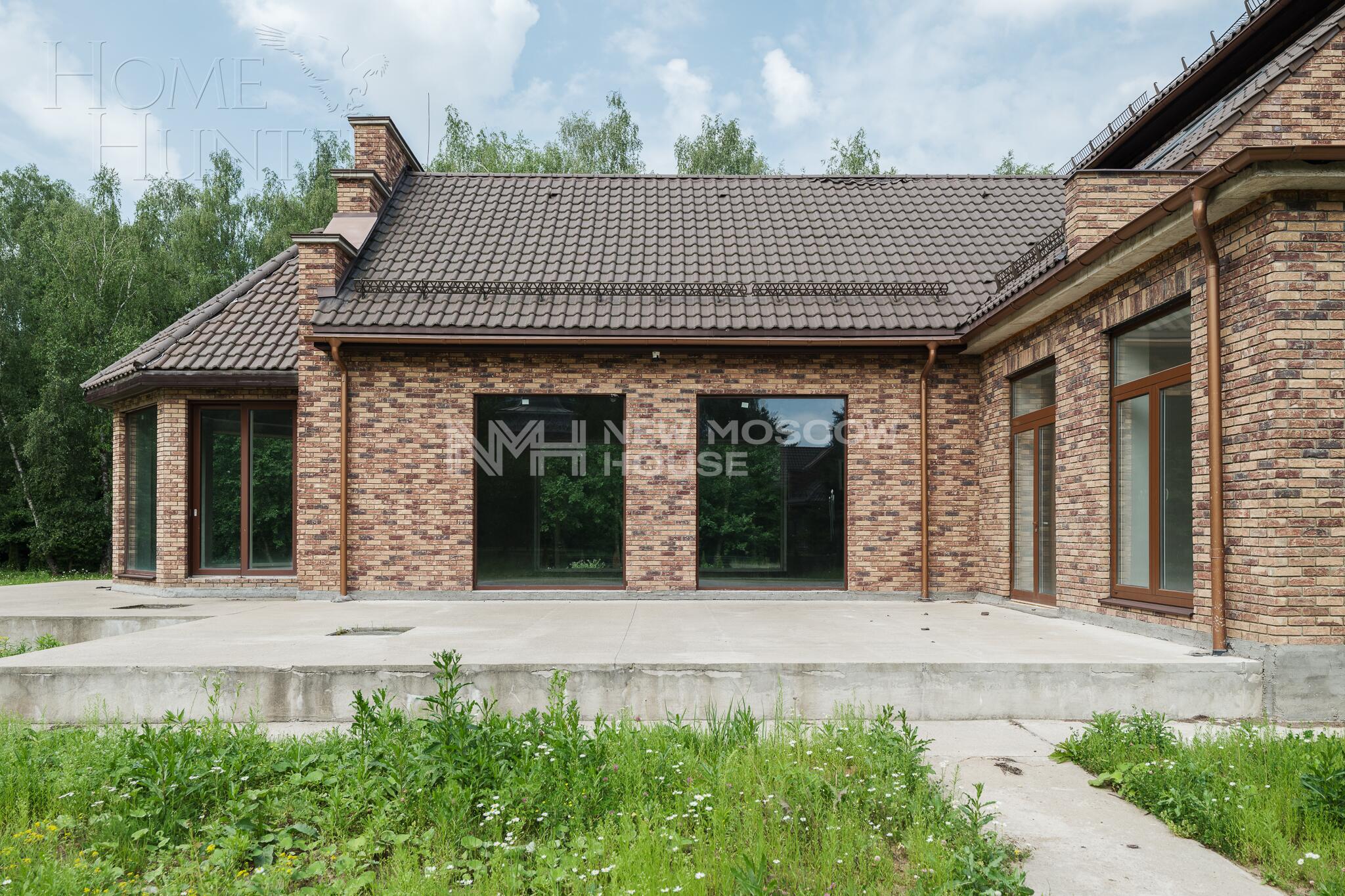2-этажный коттедж 1 660 м² без отделки