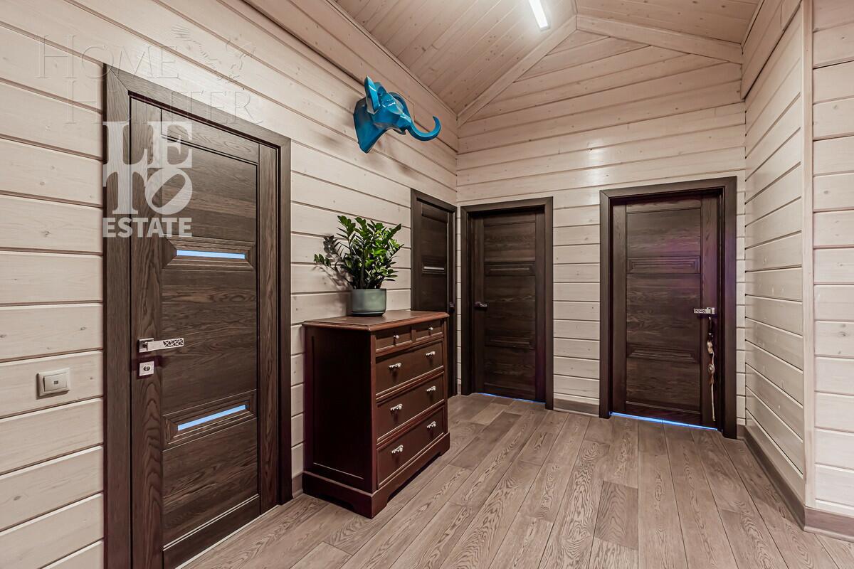 2-этажный коттедж 229.5 м² с отделкой