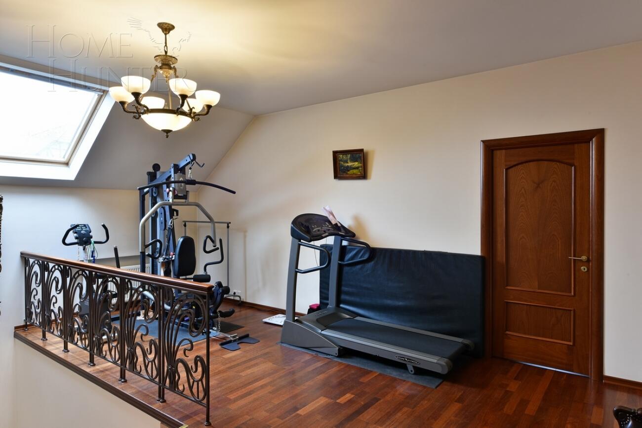 2-этажный коттедж 550 м² с отделкой