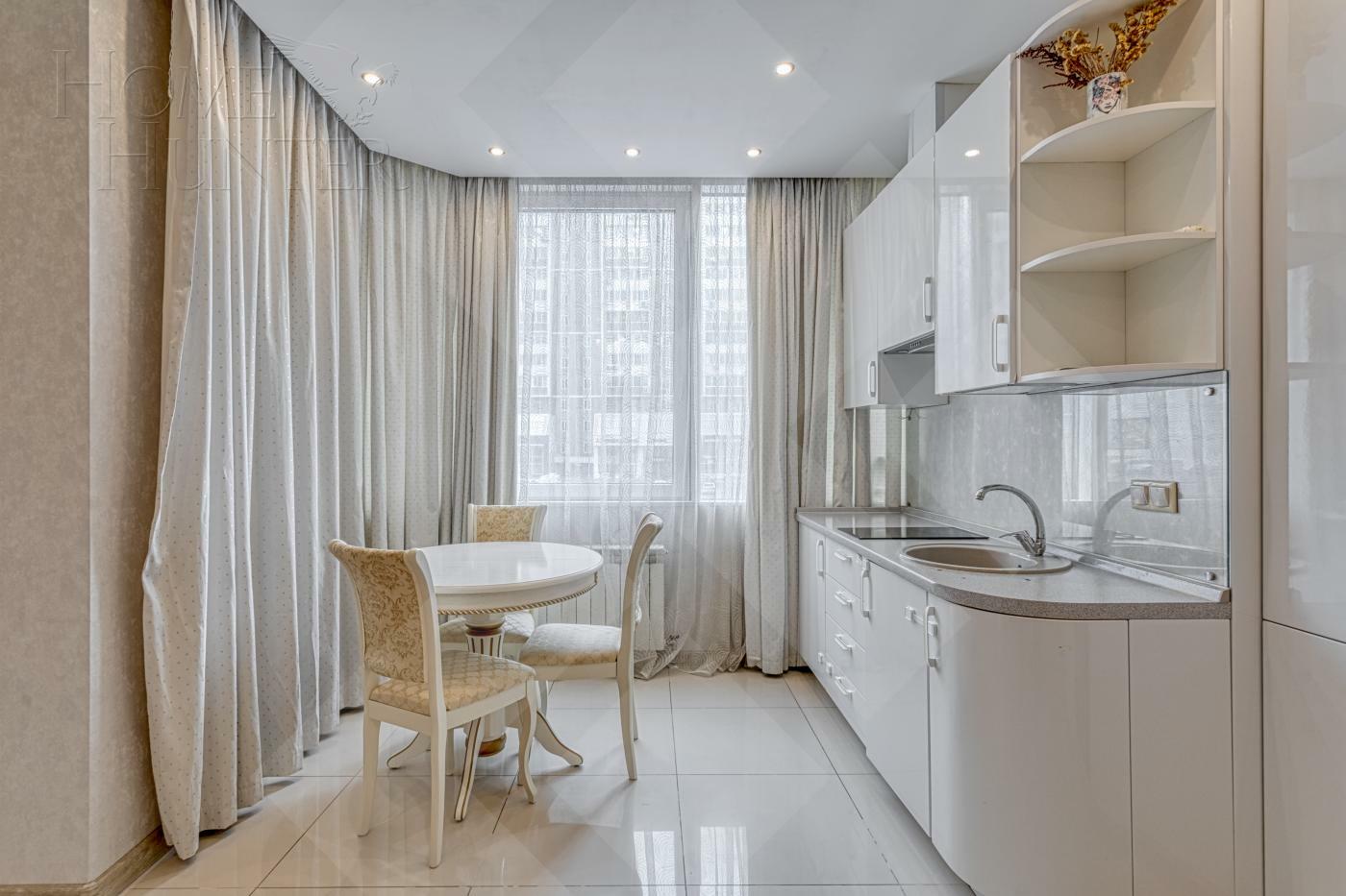 1-КОМН. КВАРТИРА С ОТДЕЛКОЙ 50 М² НА 2 ЭТАЖЕ