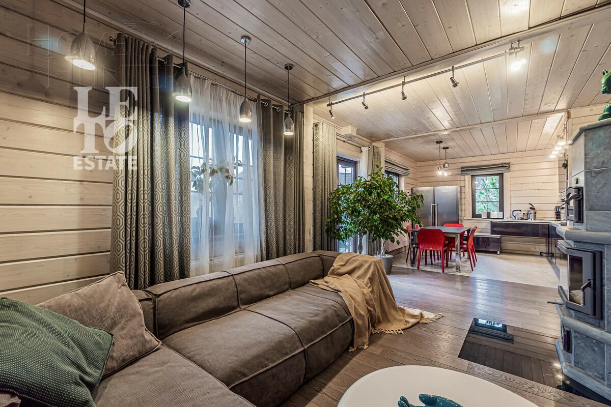 2-этажный коттедж 229.5 м² с отделкой