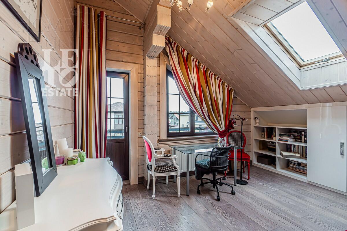 2-этажный коттедж 229.5 м² с отделкой