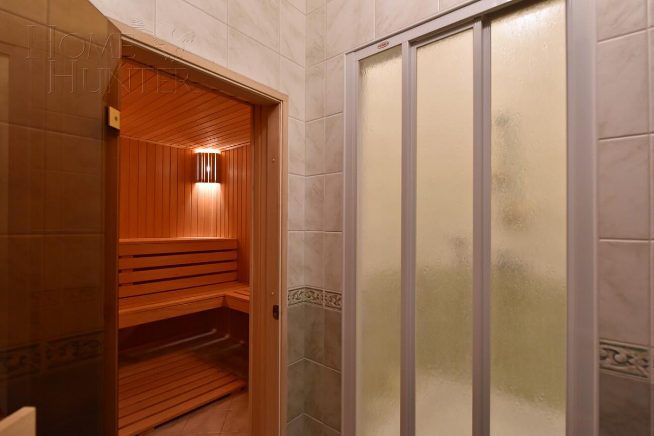2-этажный коттедж 550 м² с отделкой
