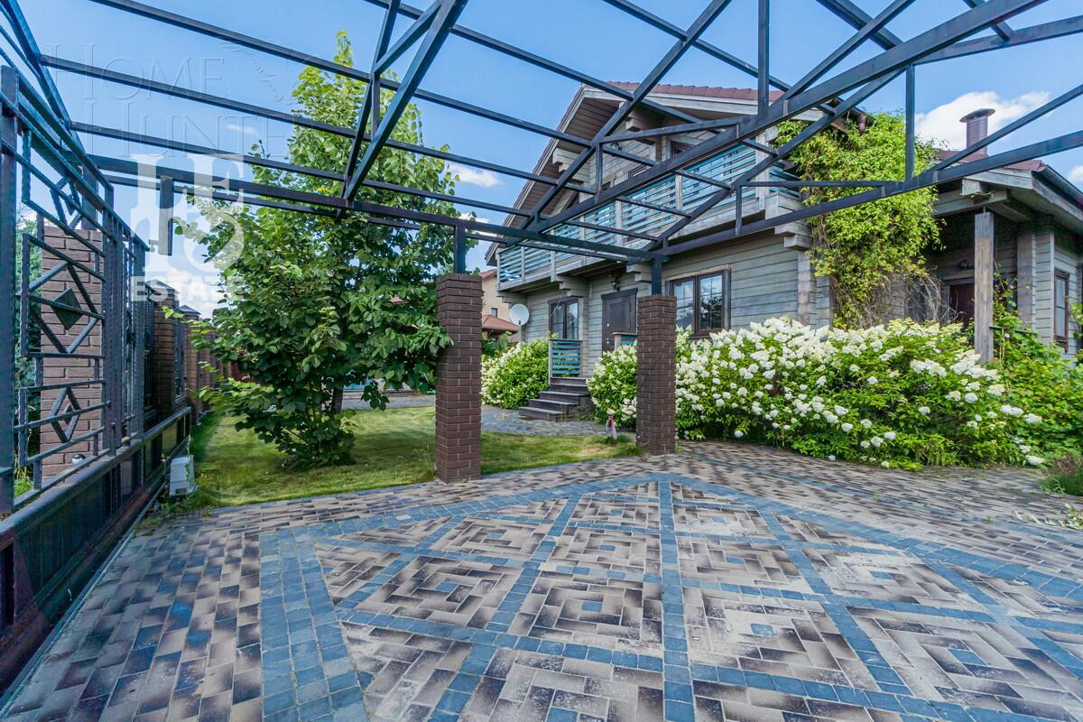 2-этажный коттедж 229.5 м² с отделкой