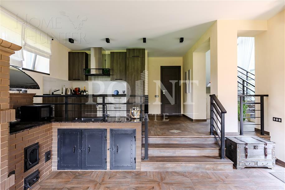 2-этажный коттедж 1 000 м² без отделки