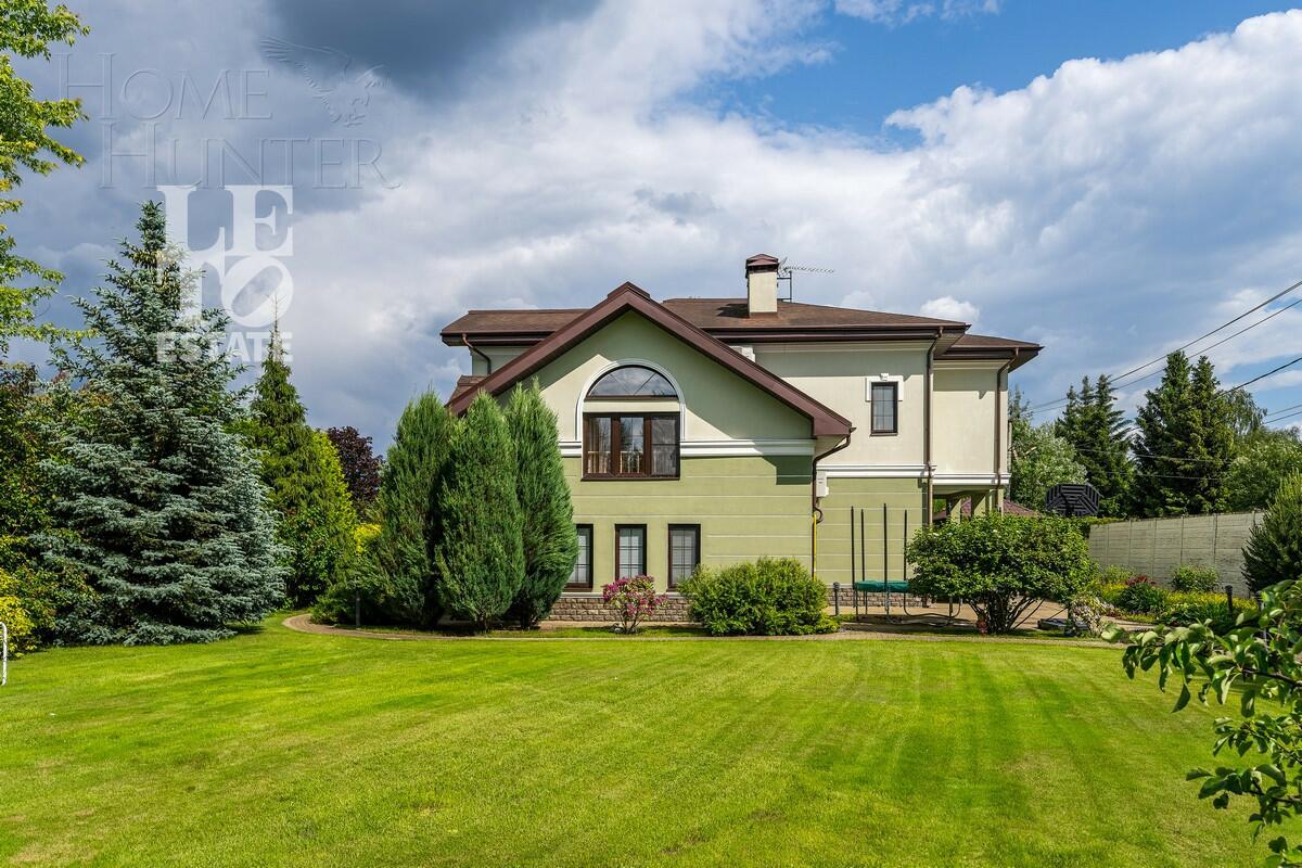 2-этажный коттедж 286.6 м² с отделкой