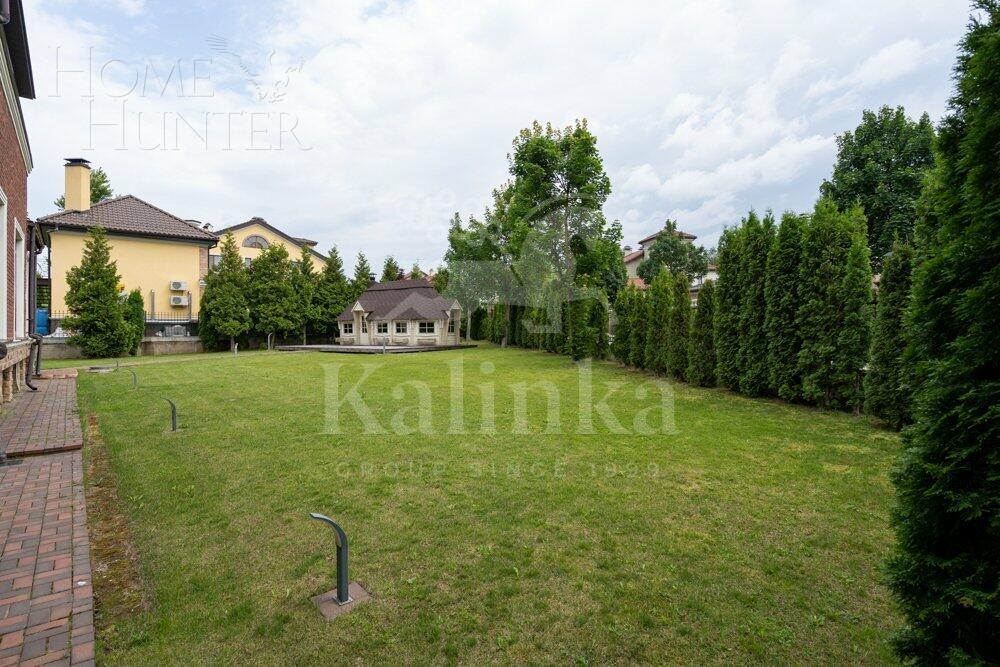 2-этажный коттедж 593 м² с отделкой
