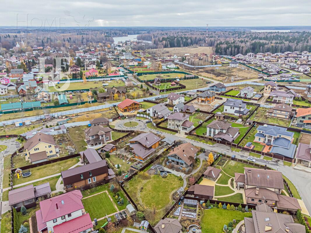 2-этажный коттедж 229.5 м² с отделкой