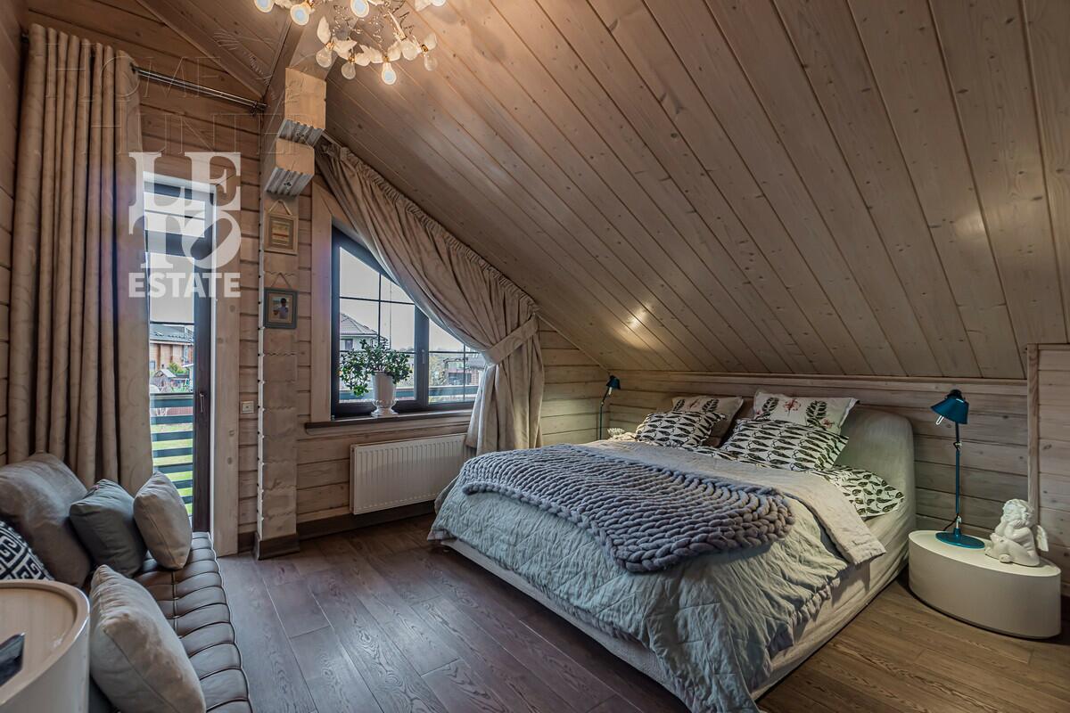 2-этажный коттедж 229.5 м² с отделкой