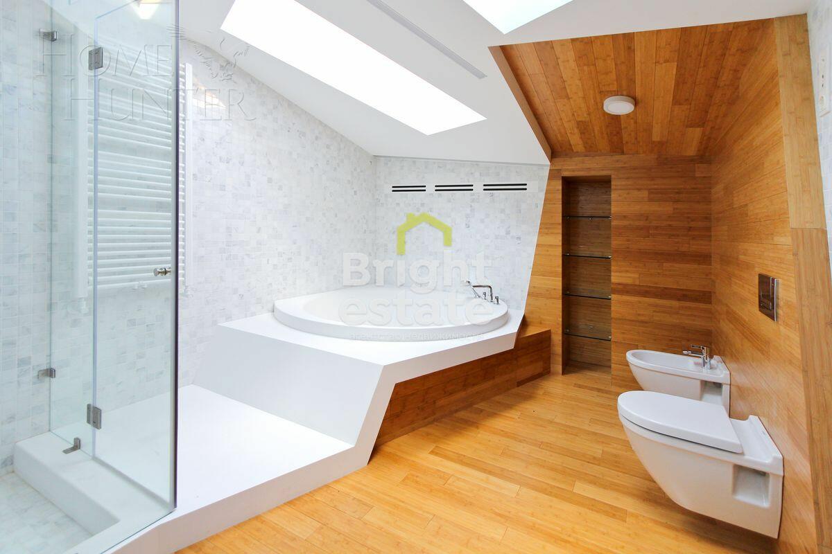 2-этажный коттедж 710 м² с отделкой