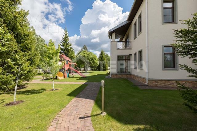 2-этажный коттедж 550 м² с отделкой