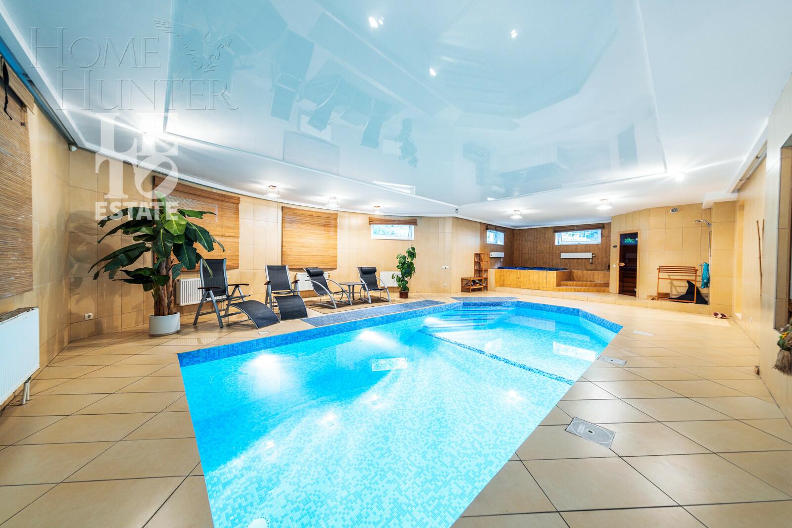 2-этажный коттедж 600 м² с отделкой