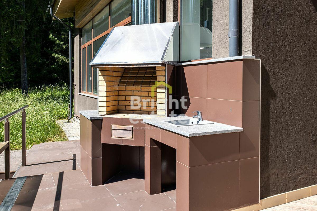 2-этажный коттедж 710 м² с отделкой