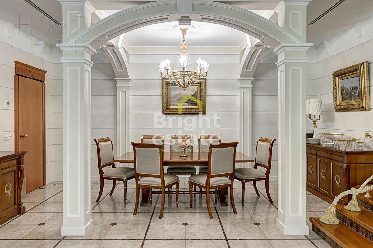 2-этажный коттедж 782.7 м² с отделкой