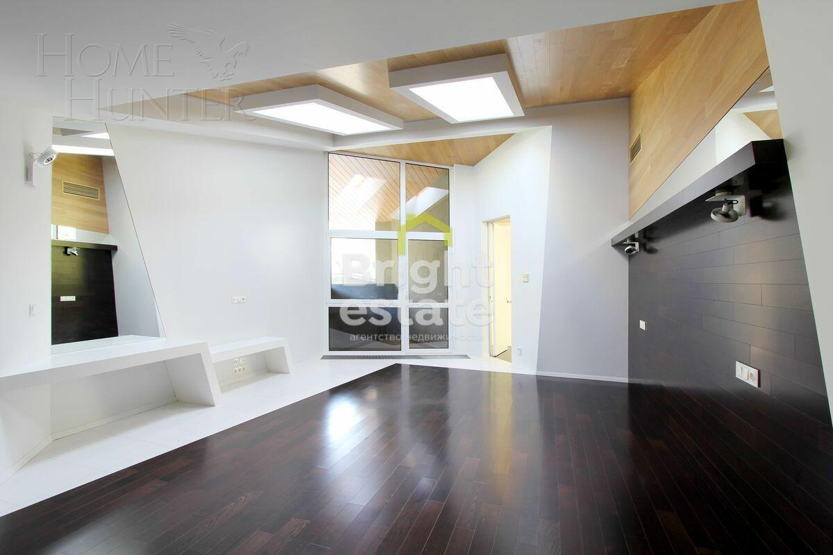 2-этажный коттедж 710 м² с отделкой