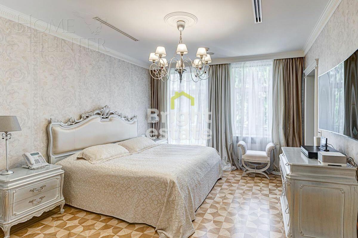 2-этажный коттедж 782.7 м² с отделкой