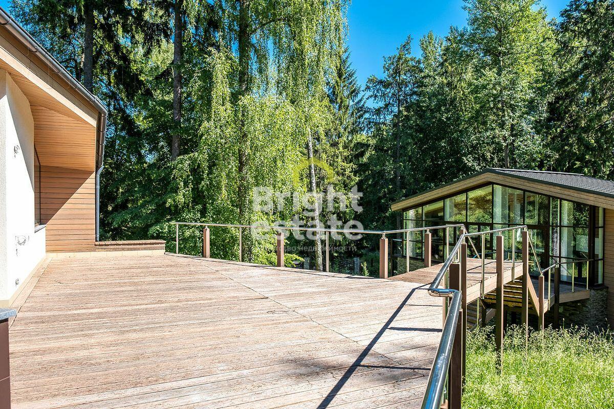 2-этажный коттедж 710 м² с отделкой