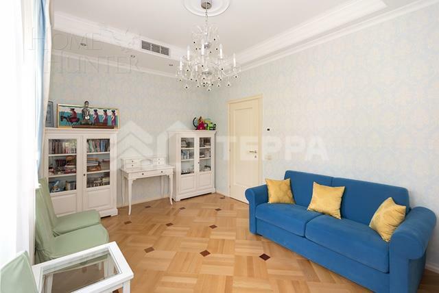 2-этажный коттедж 550 м² с отделкой