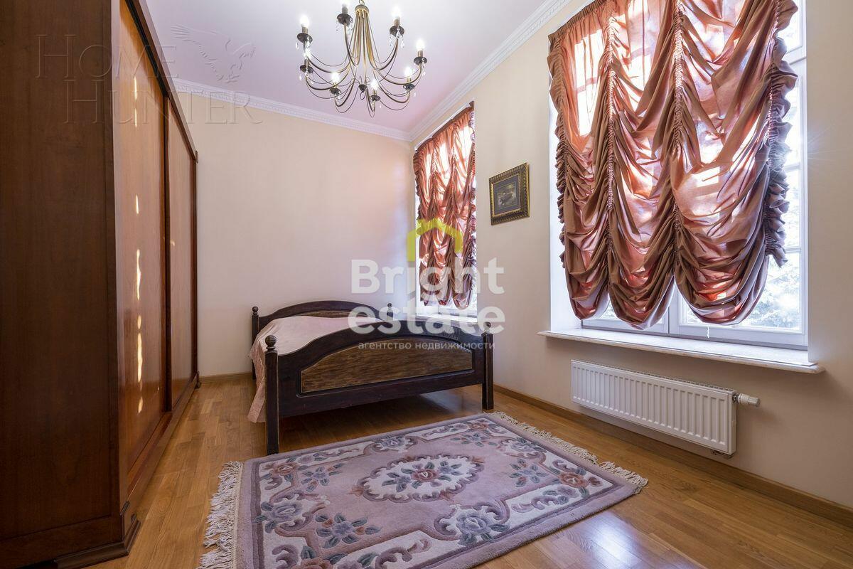 2-этажный коттедж 980 м² с отделкой