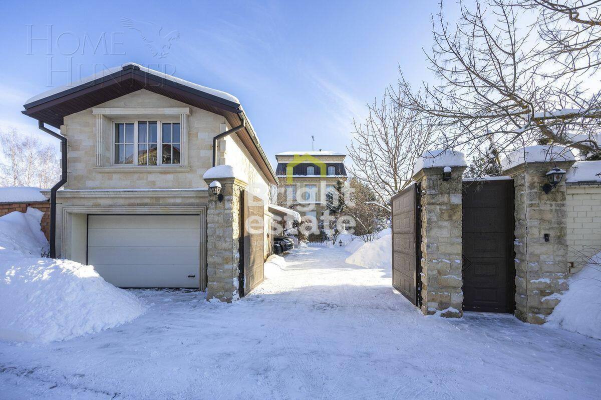 2-этажный коттедж 980 м² с отделкой