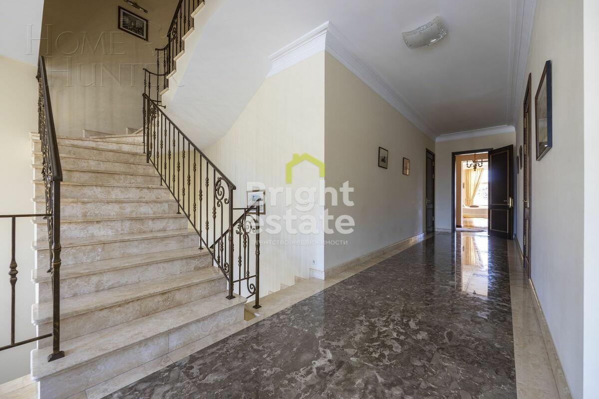 2-этажный коттедж 980 м² с отделкой