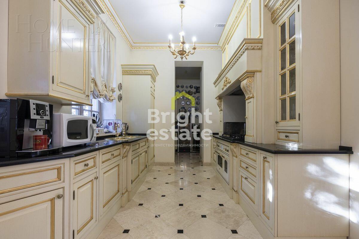 2-этажный коттедж 980 м² с отделкой