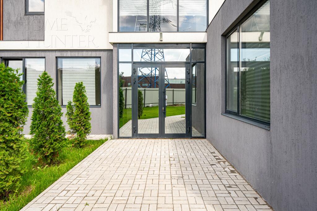 2-этажный коттедж 250 м² с отделкой