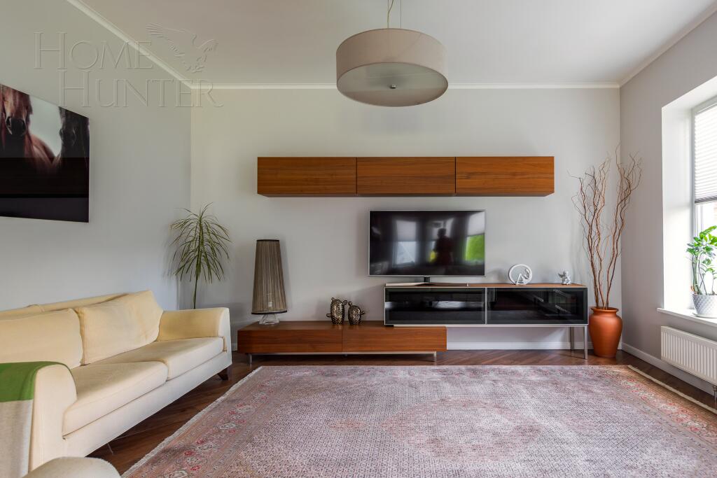 2-этажный коттедж 200 м² с отделкой