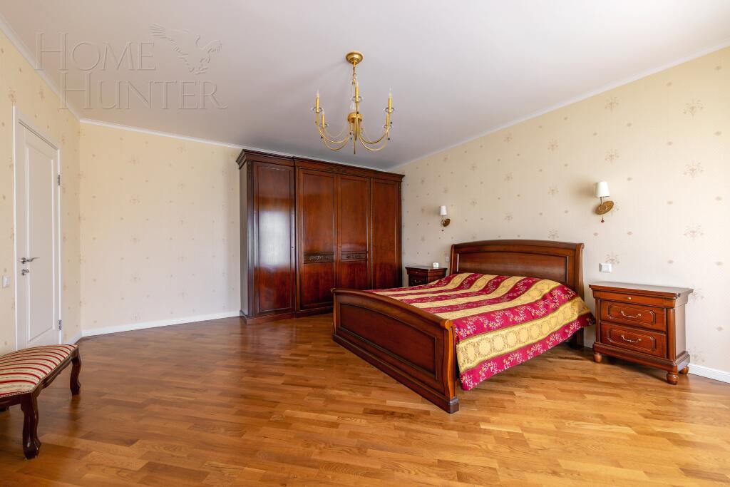 2-этажный коттедж 200 м² с отделкой