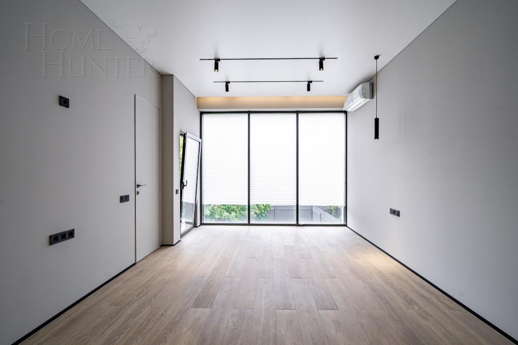 2-этажный коттедж 250 м² с отделкой