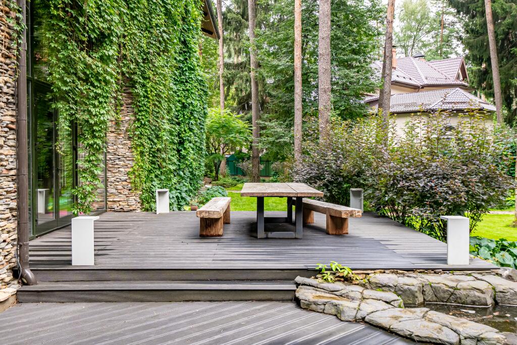 2-этажный коттедж 1 500 м² с отделкой