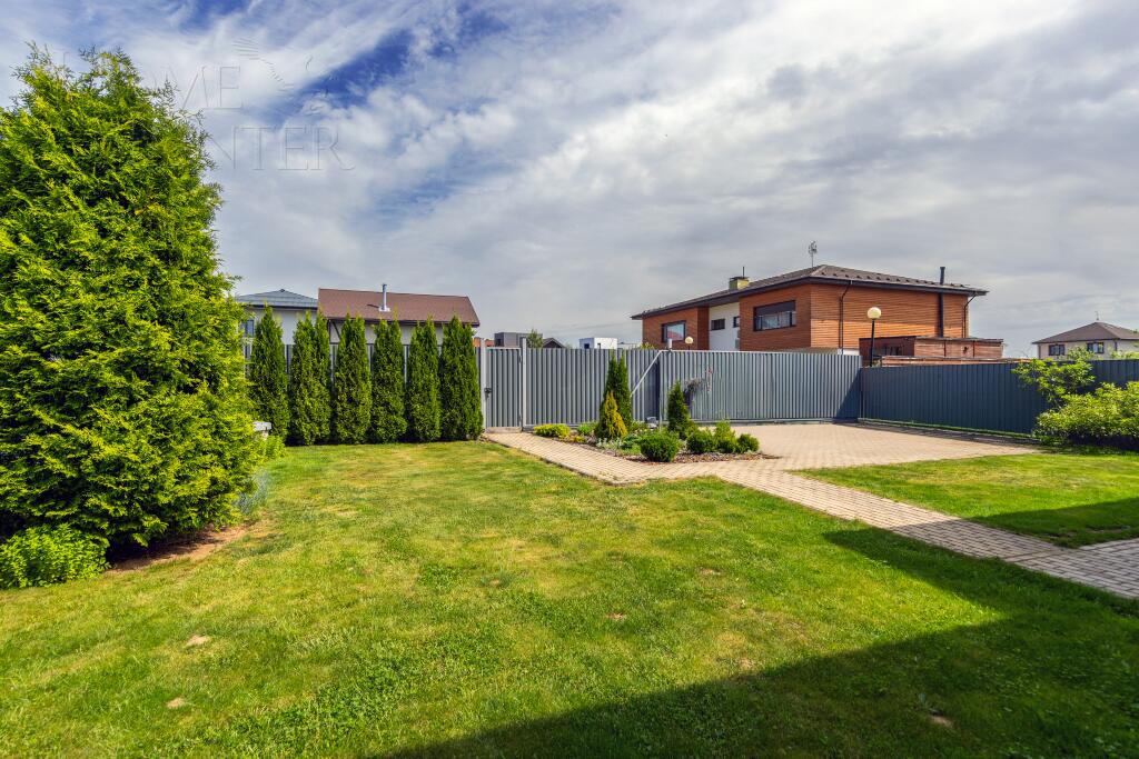 2-этажный коттедж 200 м² с отделкой