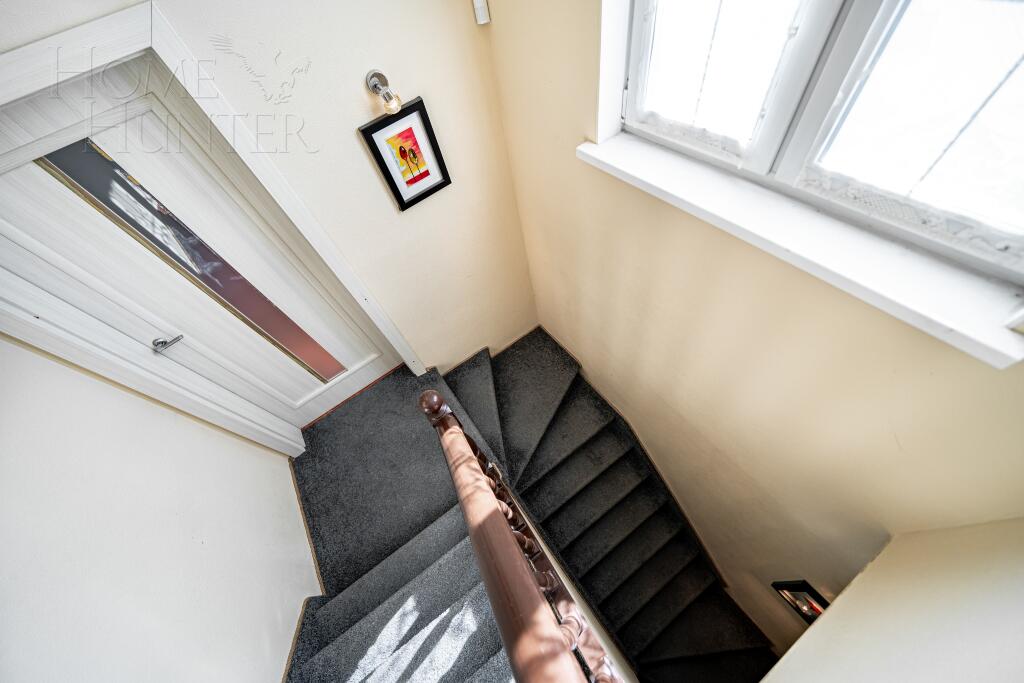 3-этажный коттедж 250 м² с отделкой