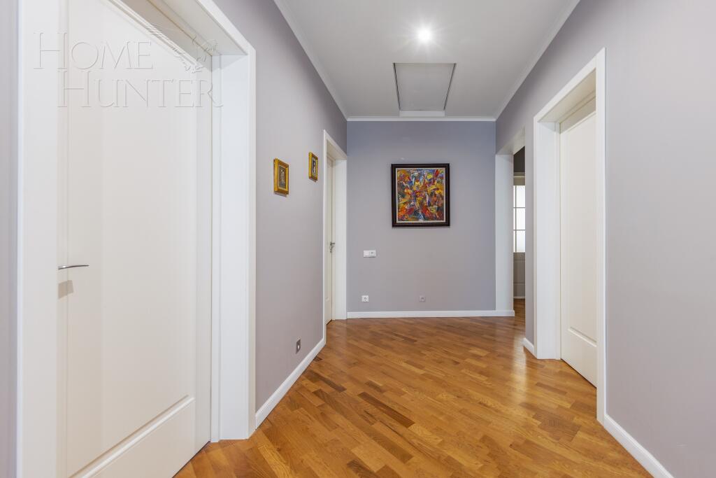 2-этажный коттедж 200 м² с отделкой